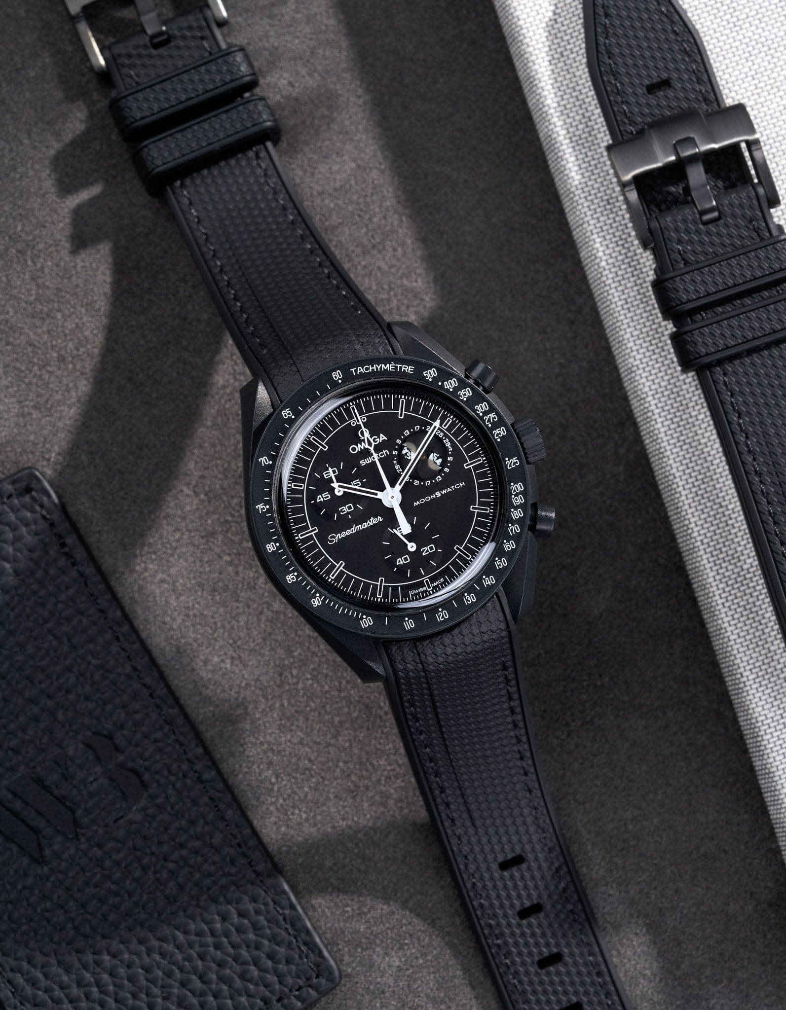 Curved Vertech Rubber Strap - Black - OM Luxury
