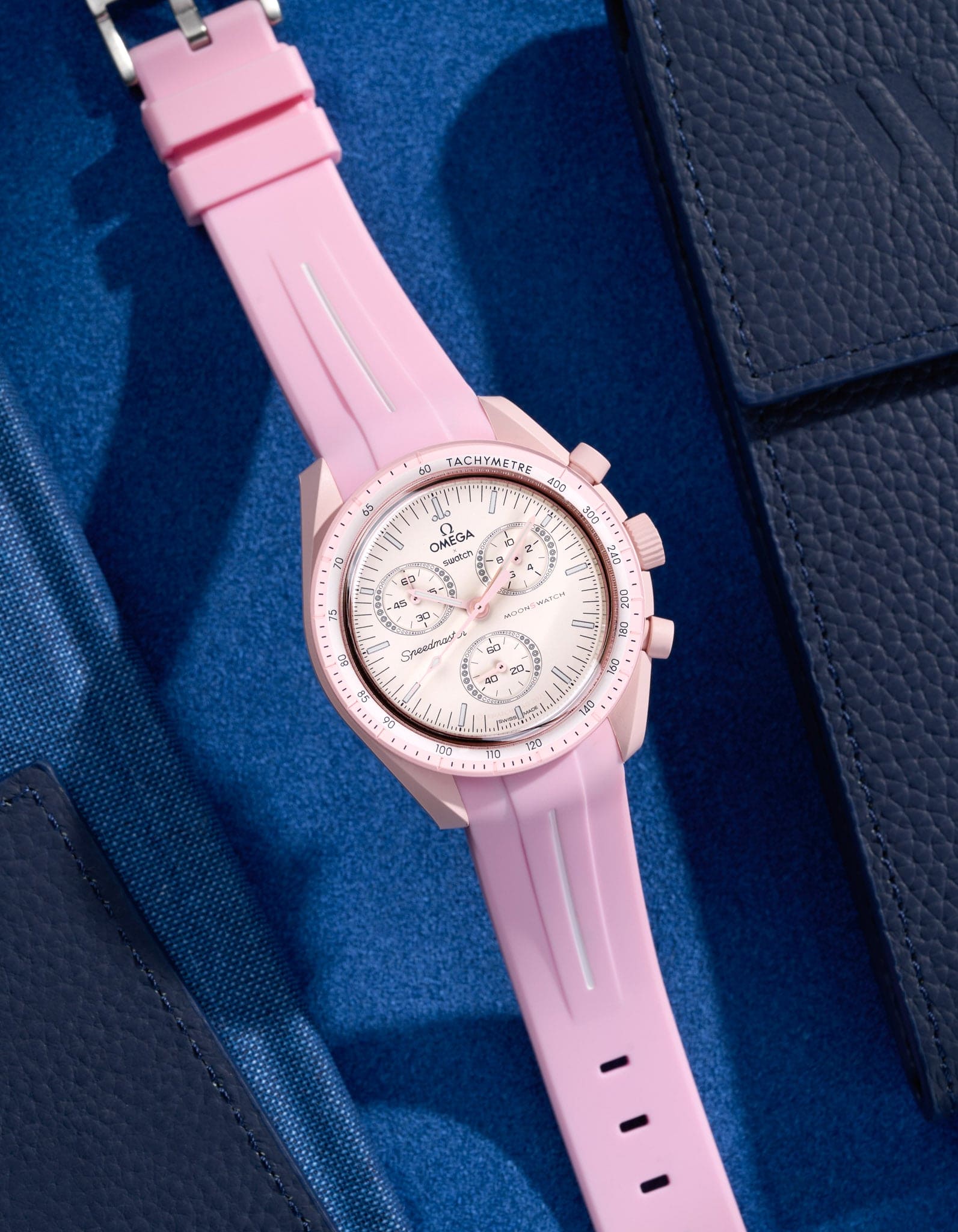 Curved Rubber Strap - Pink - OM Luxury
