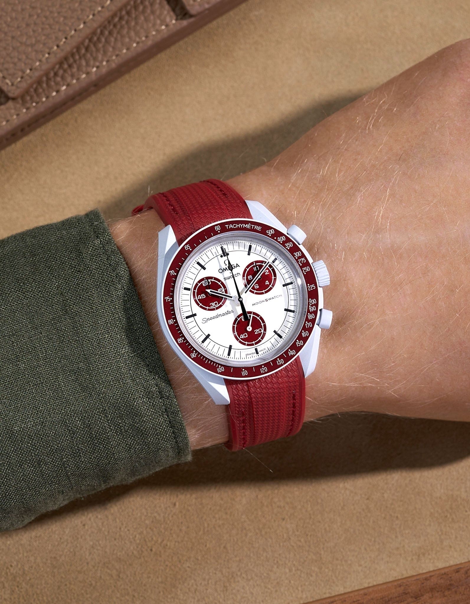 Curved Vertech Rubber Strap - Burgundy - OM Luxury