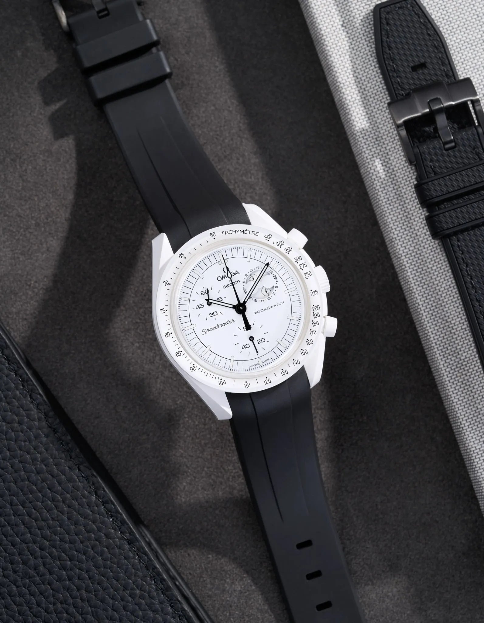 Curved Rubber Strap - Black - OM Luxury