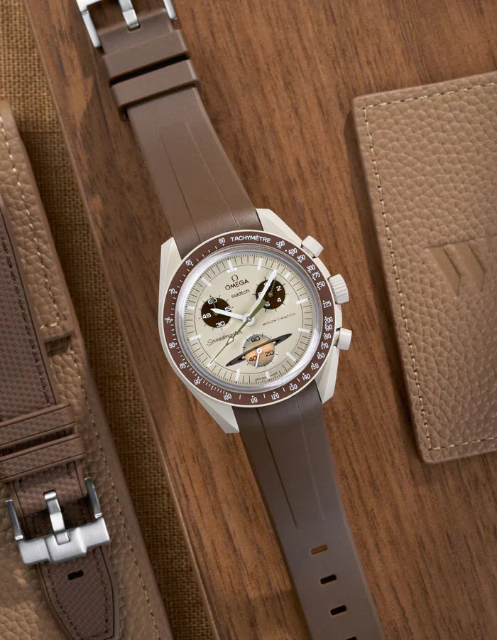 Curved Rubber Strap - Brown - OM Luxury